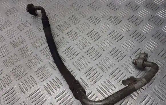 Ford C-MAX I Air conditioning (A/C) pipe/hose