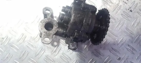 Ford Mondeo Mk III Oil pump 1s7q6600r0zea 1s7q-6600-r0zea