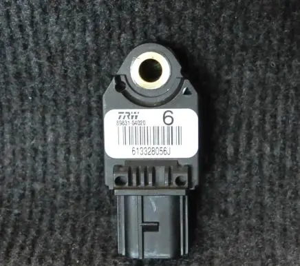 Toyota Hilux (AN10, AN20, AN30) Airbag deployment crash/impact sensor 8983104020