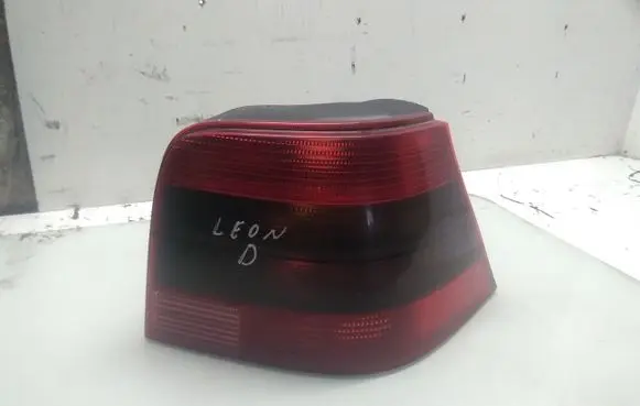 Volkswagen Golf IV Rear/tail lights 1J6945112S