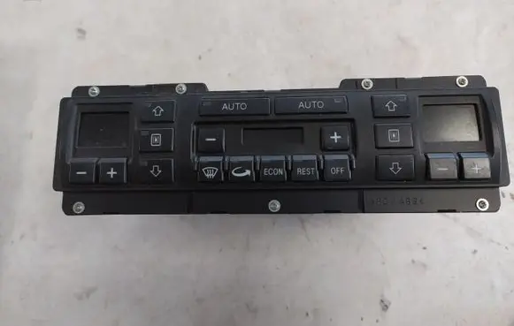 Audi A8 S8 D2 4D Climate control unit 4D0820043E
