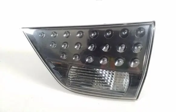 Mitsubishi Outlander Tailgate rear/tail lights 8331A006