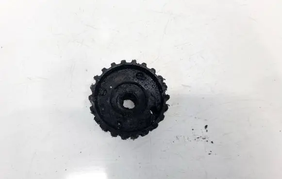 Volkswagen Golf III Crankshaft pulley 028105263c