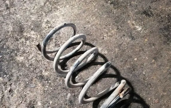Honda HR-V Rear coil spring