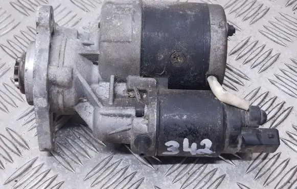 Skoda Fabia Mk1 (6Y) Starter motor 047911023G 443115141331