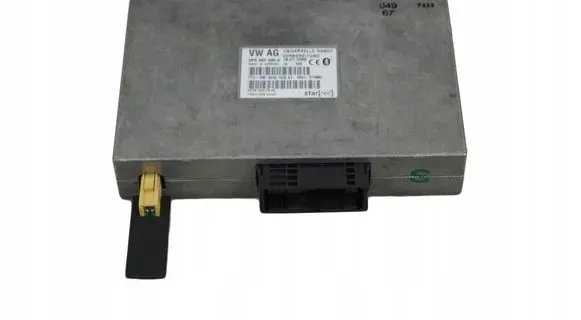 Seat Toledo III (5P) Bluetooth control unit module 5P0862335A