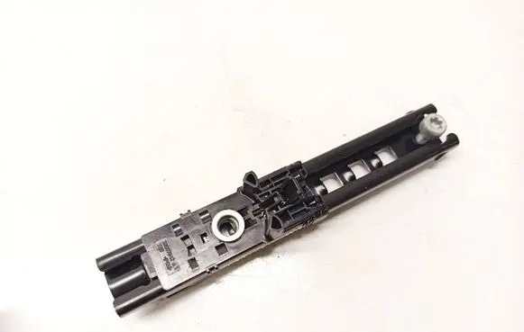 Ford Focus Seat belt adjustment rail 4M51A611C46AD