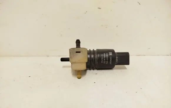 Opel Insignia A Windscreen/windshield washer pump 13250357 3240117