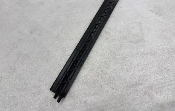 Volvo XC60 Intercooler air channel guide AD0X5