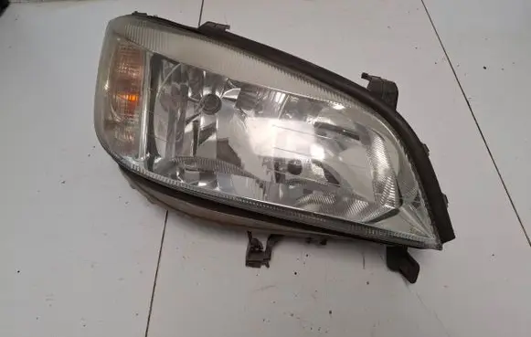 Opel Zafira A Headlight/headlamp 89100055