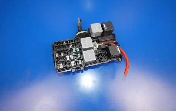 Volvo S90, V90 Fuse module 31384034 K067R 0234161