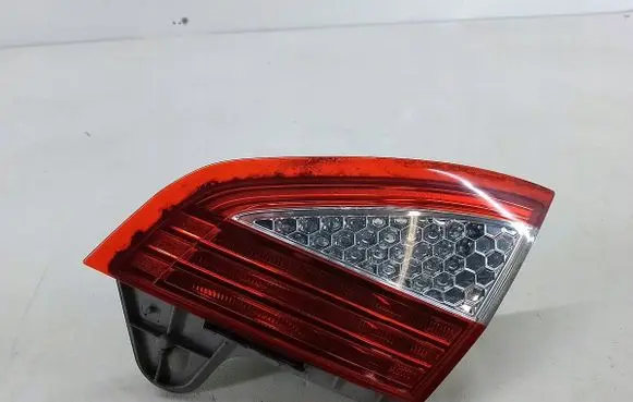 Ford Mondeo MK IV Tailgate rear/tail lights TK-320