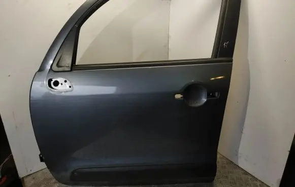 Citroen C3 Picasso Front door 9673109380