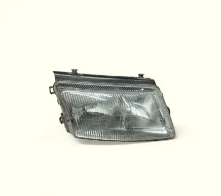 Volkswagen PASSAT B5 Headlight/headlamp 081411101