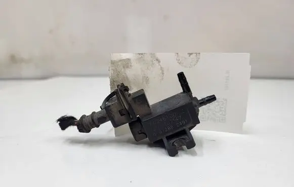 Opel Astra J Turbo solenoid valve 8972882491 70246100