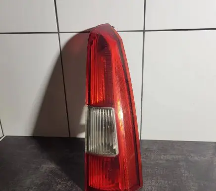 Volvo V70 Rear/tail lights 9154494