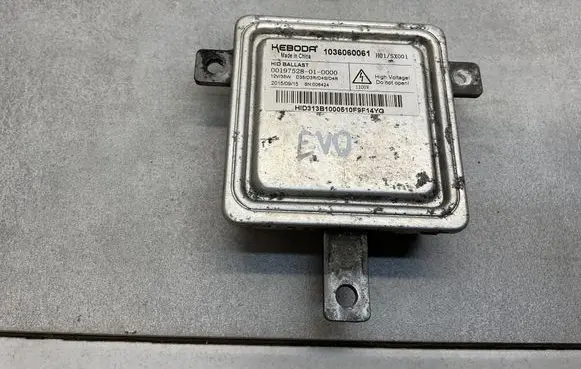 Land Rover Range Rover Evoque L538 Headlight ballast module Xenon 1036060061