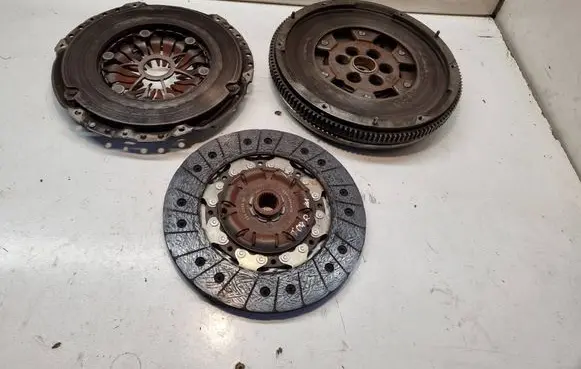 Volkswagen Touran I Clutch set kit 415043110 34035510