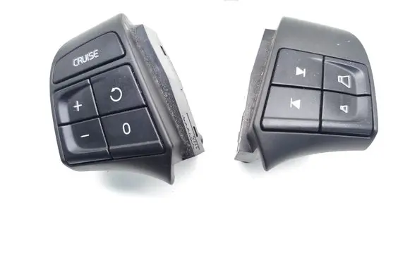 Volvo S40 Steering wheel buttons/switches 30739638 30739641
