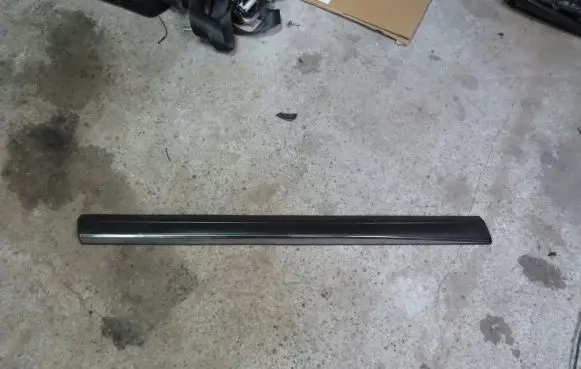Nissan Murano Z51 Front door trim (molding)
