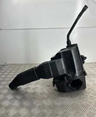 Air filter box