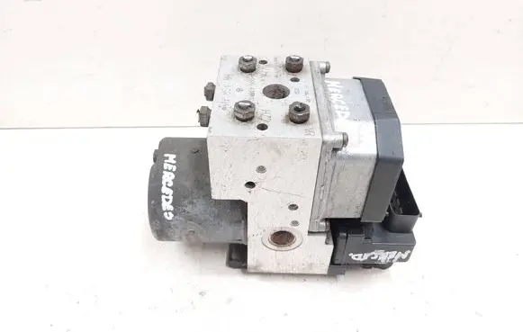 Mercedes-Benz Vito Viano W638 ABS Pump A0004461089 0265220490 96472109