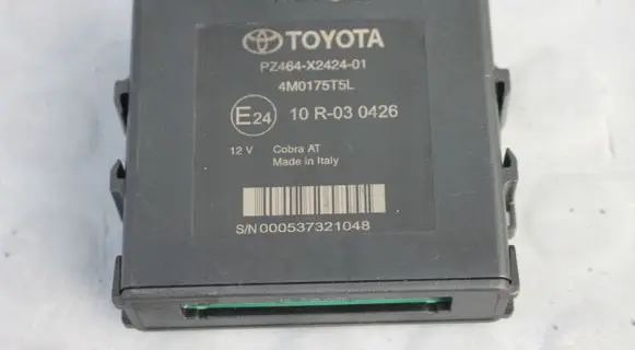 Toyota RAV 4 (XA40) Other control units/modules PZ464X242401