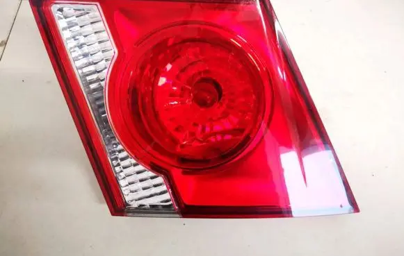 Chevrolet Cruze Tailgate rear/tail lights