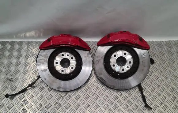 Audi Q7 4M Brake discs and calipers set 