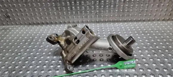 Audi A6 S6 C6 4F Oil pump S27698561 059115105AD