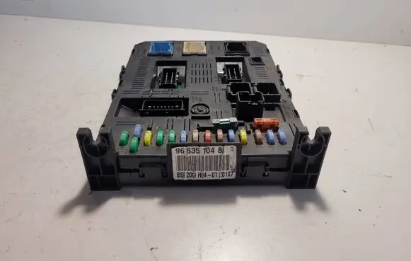 Peugeot 407 Comfort/convenience module 9663510480 0110107 BSI2001H01