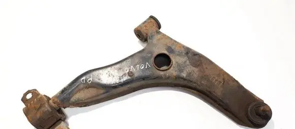 Volvo S40, V40 Front lower control arm/wishbone