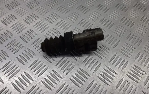 Mazda 5 Clutch slave cylinder 68038UR01