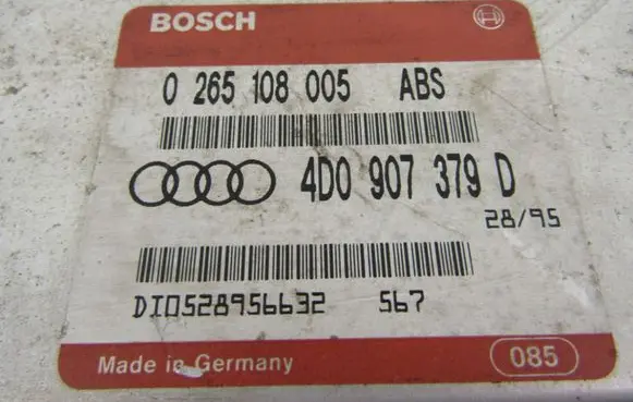 Audi A4 S4 B5 8D Gearbox control unit/module 4D0907379D
