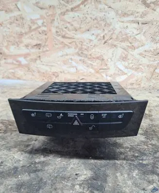 Mercedes-Benz E W211 A set of switches A2116800552