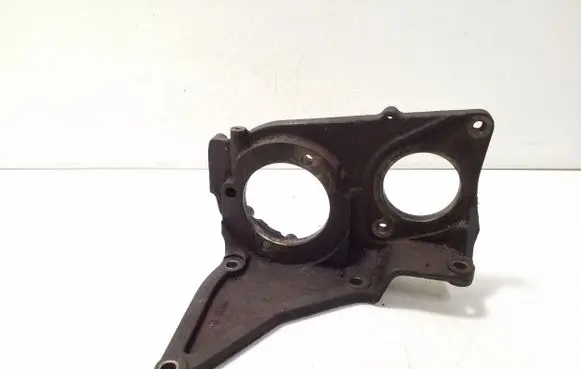Nissan X-Trail T30 Engine mounting bracket