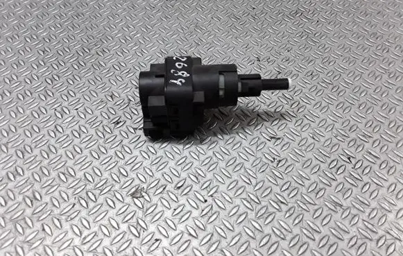 Volkswagen Touran I Brake pedal sensor switch 6Q0945511