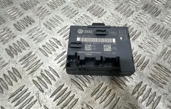 Audi A4 S4 B8 8K Door control unit/module 8K0959795