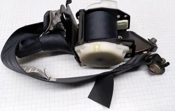 Honda Civic Rear seatbelt TEAB0EJ001 040847 010701