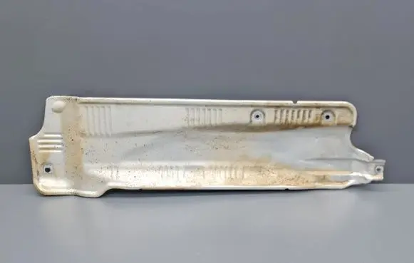 Exhaust heat shield