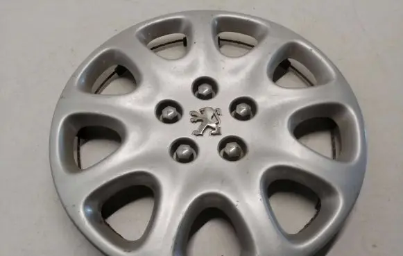 Peugeot 807 R15 wheel hub/cap/trim 9633955577