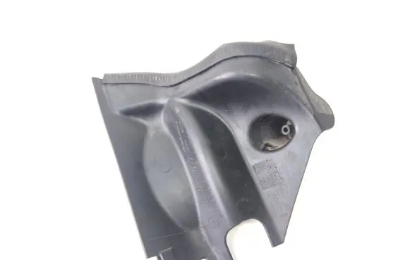 Volkswagen Transporter - Caravelle T5 Battery tray heat shield 7H0915437