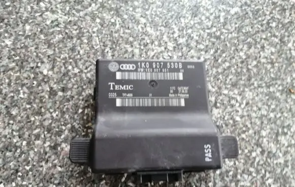 Audi A3 S3 8P Other control units/modules 1K0907530B
