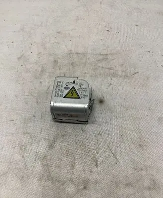 BMW X5 E53 Headlight ballast module Xenon 6907489