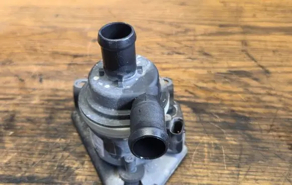 Opel Antara Electric auxiliary coolant/water pump 95165365