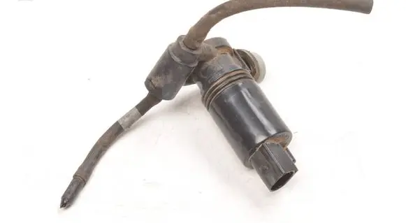 Volvo XC60 Windscreen/windshield washer pump 1024928