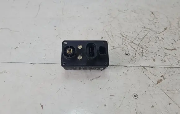 Renault Scenic II - Grand scenic II Glow plug pre-heat relay 7700107794