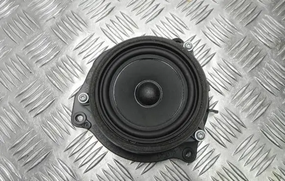BMW 2 F46 Front door high frequency speaker 9281896 R1445