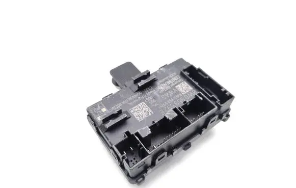 Audi A4 S4 B9 Door control unit/module 8W0959592E 8W0959592 A2C7466601600