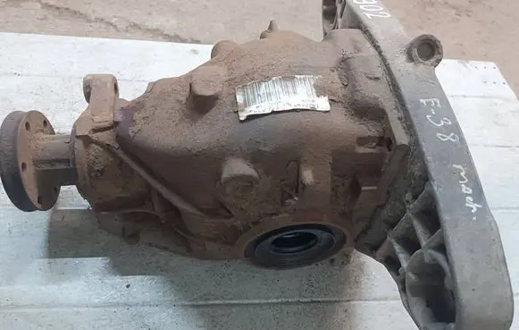BMW 7 E38 Rear differential 9302